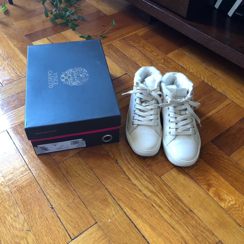 Vince Camuto Sneakers - Picture 7 of 8